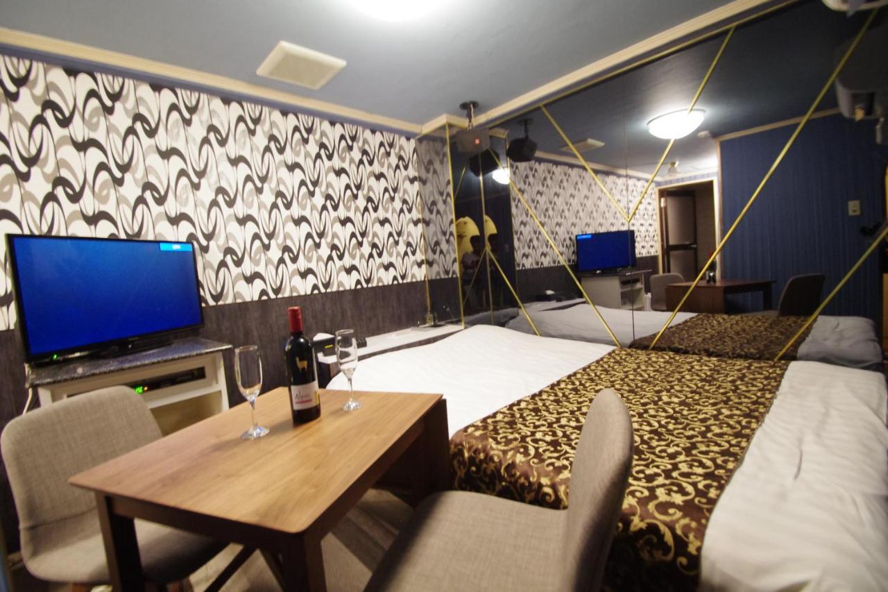 Hotel del amor Eastern (adults Only) *